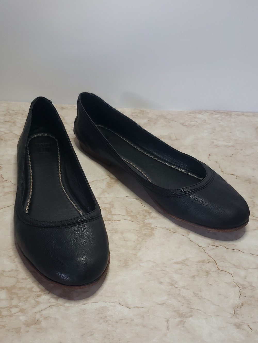 Frye Carson Classic Black Women's Ballet Flats 11